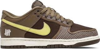 Nike Dunk "Undefeated"