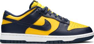 Nike Dunk "Michigan" Size 7.5