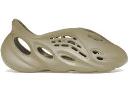 Yeezy Foam RNR "Stone Salt"
